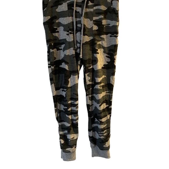 Pre Owned Women’s Sportelle Camouflage Joggers Sweatpants Sz S Athletic Comfort - Picture 3 of 10